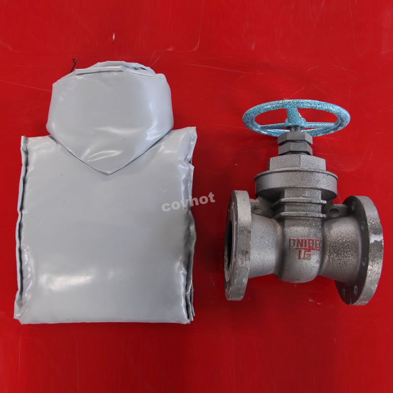 ? ? ? ?<a href=http://www.newlichen.cn/e/tags/?tagname=%E5%8F%AF%E6%8B%86%E5%8D%B8%E4%BF%9D%E6%B8%A9%E5%A5%97 target=_blank class=infotextkey>可拆卸<a href=http://www.newlichen.cn/e/tags/?tagname=%E4%BF%9D%E6%B8%A9%E5%A5%97 target=_blank class=infotextkey>保溫套</a></a>也稱<a href=http://www.newlichen.cn/e/tags/?tagname=%E4%BF%9D%E6%B8%A9%E8%A1%A3 target=_blank class=infotextkey>保溫衣</a>，保溫被、絕熱套、它采用耐高低溫、防火保溫的材料，由耐高溫內(nèi)襯防火層，中間<a href=http://www.newlichen.cn/e/tags/?tagname=%E4%BF%9D%E6%B8%A9%E9%9A%94%E7%83%AD target=_blank class=infotextkey>保溫隔熱</a>層，外層防護(hù)層<防水防腐蝕>組成，根據(jù)不同管道、閥門(mén)、設(shè)備的形狀、溫度、要求，經(jīng)過(guò)精心測(cè)繪，專(zhuān)業(yè)設(shè)計(jì)，特殊工藝加工而成。 ? ? ? ? ?可拆卸<a href=http://www.newlichen.cn/e/tags/?tagname=%E9%98%80%E9%97%A8%E4%BF%9D%E6%B8%A9 target=_blank class=infotextkey>閥門(mén)保溫</a>包裹在被保溫產(chǎn)品的表面，就像給人穿了一件很舒適的衣服一樣，起到節(jié)能保溫，環(huán)保安全的作用。對(duì)于要經(jīng)常拆卸、維修保養(yǎng)、升級(jí)改造的管道，閥門(mén)、設(shè)備尤為實(shí)用，其綜合經(jīng)濟(jì)效益好，性價(jià)比高，是工業(yè)節(jié)能保溫的理想選擇。 ? ? ? ? ?新型可拆卸<a href=http://www.newlichen.cn/e/tags/?tagname=%E9%98%80%E9%97%A8%E4%BF%9D%E6%B8%A9%E5%A5%97 target=_blank class=infotextkey><a href=http://www.newlichen.cn/e/tags/?tagname=%E9%98%80%E9%97%A8%E4%BF%9D%E6%B8%A9 target=_blank class=infotextkey>閥門(mén)保溫</a>套</a>和傳統(tǒng)保溫方式的對(duì)比： ? ? ? ? ?普通鐵皮保溫，只能使用一次。要專(zhuān)業(yè)人士安裝，費(fèi)時(shí)費(fèi)力。傳統(tǒng)<a href=http://www.newlichen.cn/e/tags/?tagname=%E4%BF%9D%E6%B8%A9%E5%A5%97 target=_blank class=infotextkey>保溫套</a>是硬材質(zhì)，不能彎曲折疊，占空間比例大。環(huán)境適用性差，外表是鐵皮材質(zhì)，容易生銹及腐蝕。傳統(tǒng)<a href=http://www.newlichen.cn/e/tags/?tagname=%E9%98%80%E9%97%A8%E4%BF%9D%E6%B8%A9 target=_blank class=infotextkey>閥門(mén)保溫</a>方式只能適用于般溫度，高溫會(huì)導(dǎo)熱，低溫會(huì)生銹。傳統(tǒng)<a href=http://www.newlichen.cn/e/tags/?tagname=%E4%BF%9D%E6%B8%A9%E5%A5%97 target=_blank class=infotextkey>保溫套</a>含石棉，對(duì)環(huán)境有污染。僅可省電節(jié)能約10%-?30% ? ? ? ? ?<a href=http://www.newlichen.cn/e/tags/?tagname=%E5%8F%AF%E6%8B%86%E5%8D%B8%E4%BF%9D%E6%B8%A9%E5%A5%97 target=_blank class=infotextkey>可拆卸<a href=http://www.newlichen.cn/e/tags/?tagname=%E4%BF%9D%E6%B8%A9%E5%A5%97 target=_blank class=infotextkey>保溫套</a></a> ? ? ? ?新型可拆卸閥門(mén)柔性<a href=http://www.newlichen.cn/e/tags/?tagname=%E4%BF%9D%E6%B8%A9%E5%A5%97 target=_blank class=infotextkey>保溫套</a>可反復(fù)使用，正常情況下蘭10年?？旖莺?jiǎn)單，無(wú)需特別培訓(xùn)，節(jié)約人力達(dá)50%以上，方便拆卸，易于安裝?？蛇m用于不同形狀，不同規(guī)格的各種管道、閥門(mén)、設(shè)備。軟材料、強(qiáng)度高、有韌性，好包裝，空間適用性廣泛，適合狹小空間及特殊區(qū)域。防火，防水，防凍，防蟲(chóng)蛀，防霉變，防油污，防輻射，耐酸堿，耐腐蝕。防高溫180 -1170C，防低溫負(fù)200°，溫度適用性極強(qiáng)。不含石棉及其它任何有害物質(zhì)，對(duì)人身體及環(huán)境完全無(wú)害?？墒‰姽?jié)能20%-60%。 ?